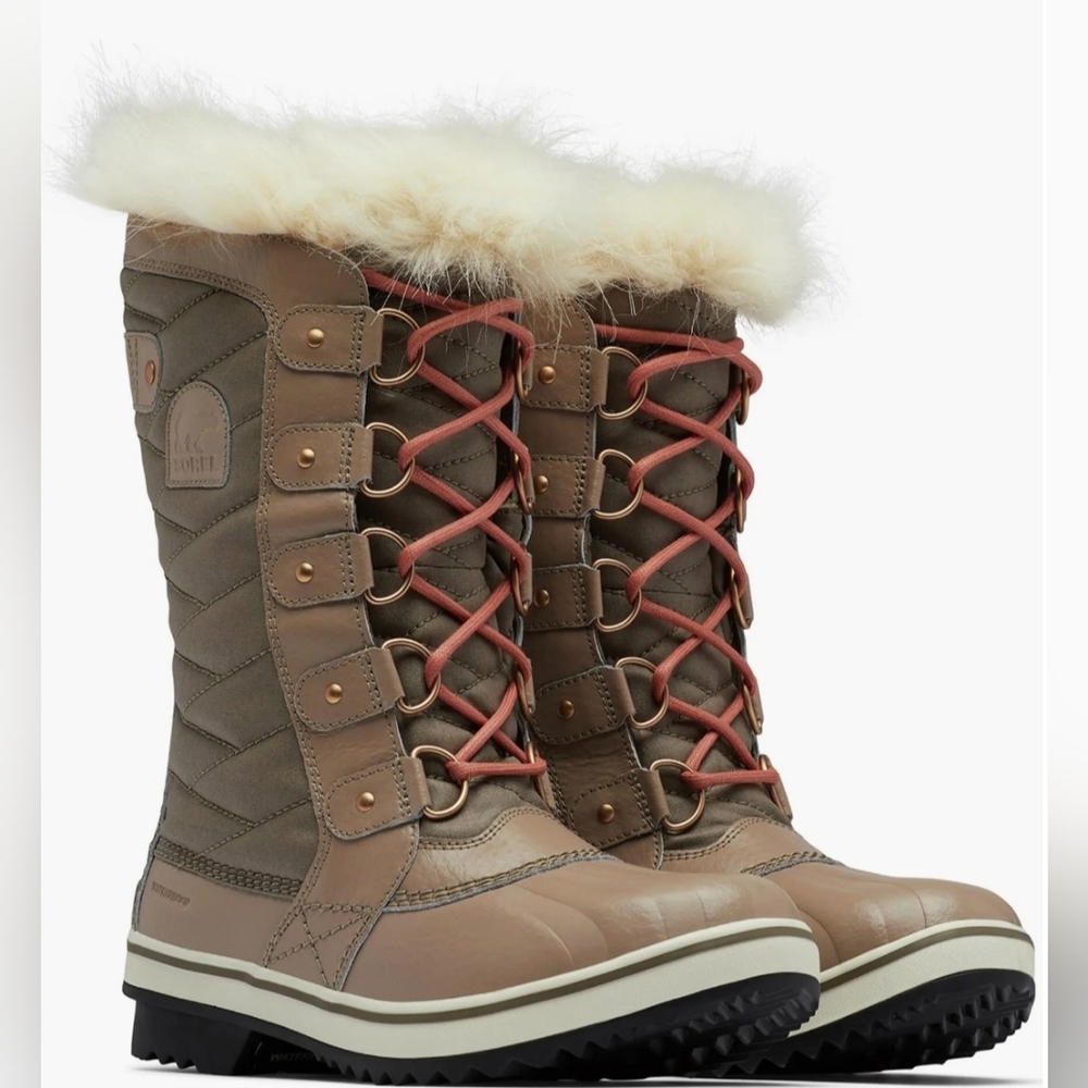 Sorel Women's Tan and Cream Winter Boots